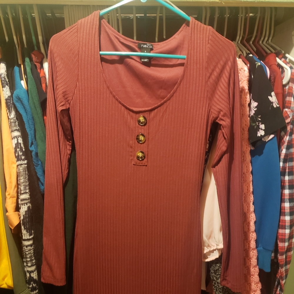 Burgundy dress with buttons